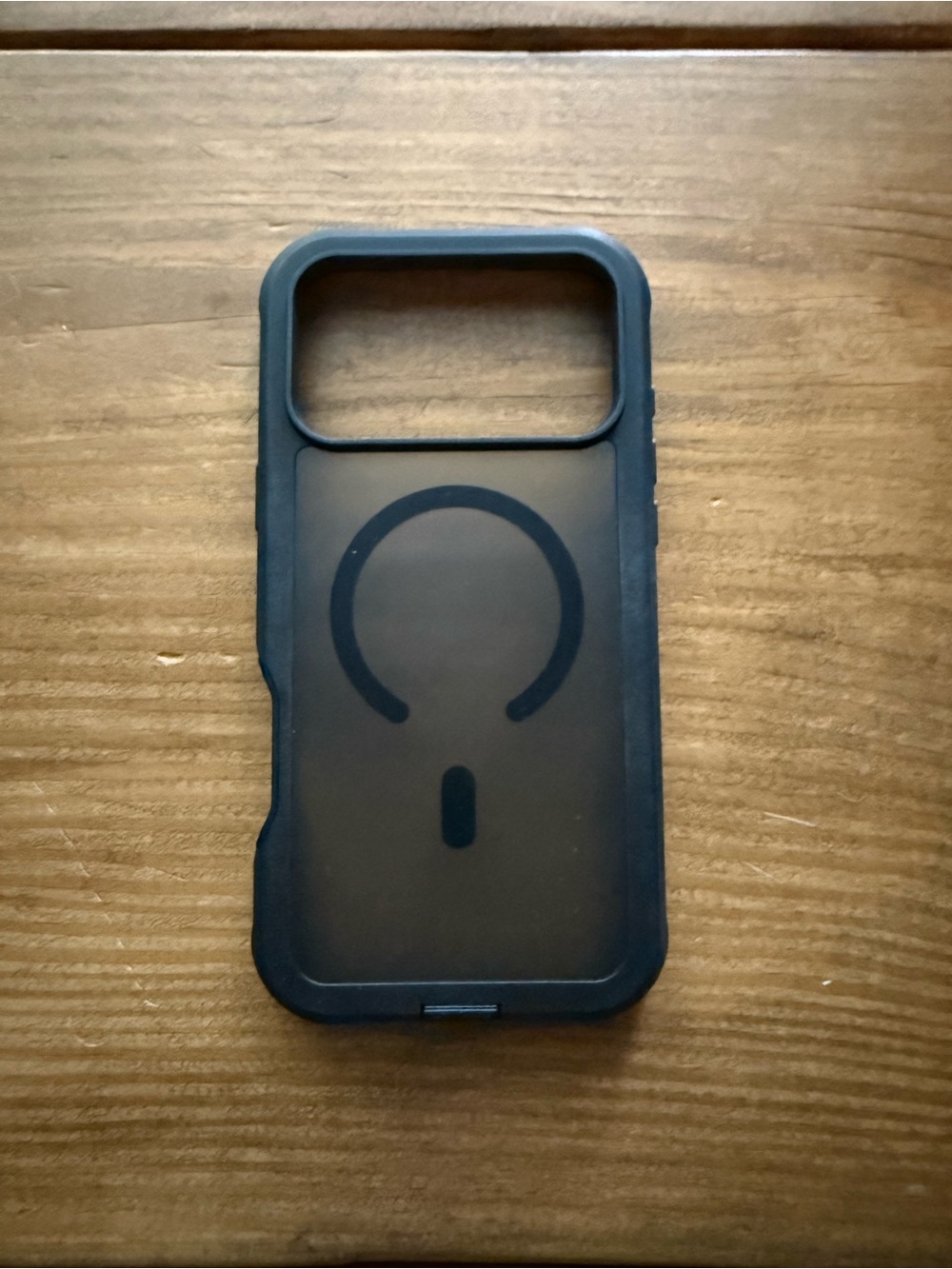 Black MagSafe-Compatible Protective IPhone 17 Pro Max Case
